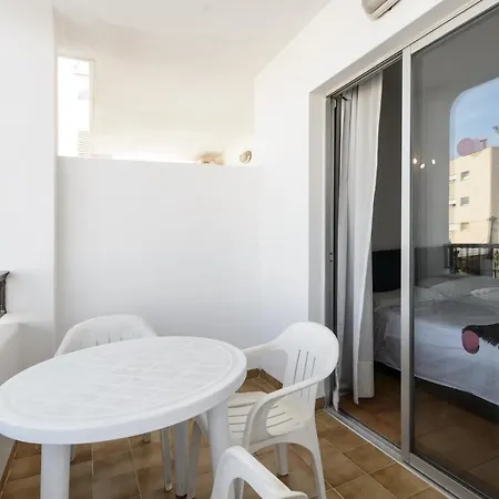 Apartamentos San Antonio Beach Ξενοδοχείο με διαμερίσματα Σαν Αντόνιο