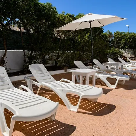 Apartamentos San Antonio Beach 3*